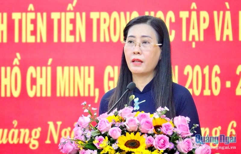 Ủy viên Trung ương Đảng, Bí thư Tỉnh ủy, Chủ tịch HĐND tỉnh Bùi Thị Quỳnh Vân phát biểu tại hội nghị