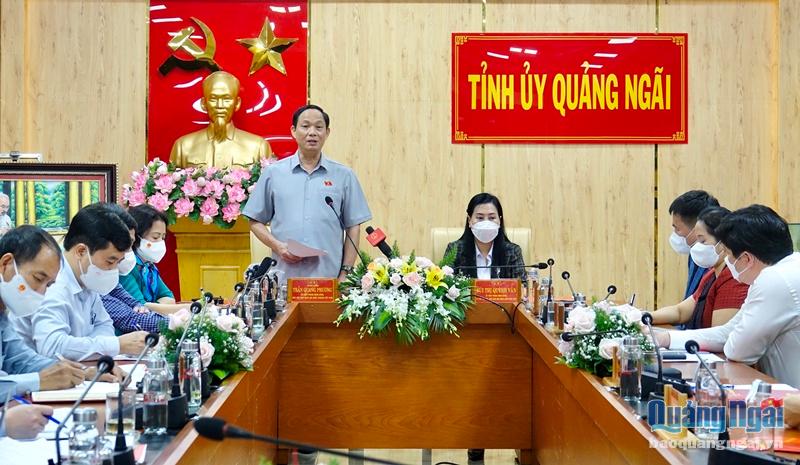 Thượng tướng Trần Quang Phương, Ủy viên Trung ương Đảng, Phó Chủ tịch Quốc hội phát biểu tại buổi làm việc