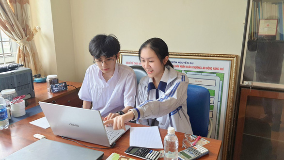 Các thí sinh tại tỉnh Đắk Lắk tham gia Hội thi tin học trẻ toàn quốc dưới hình thức trực tuyến - Ảnh: BTC