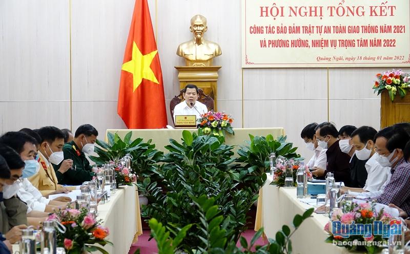 Chủ tịch UBND tỉnh Đặng Văn Minh phát biểu kết luận hội nghị
