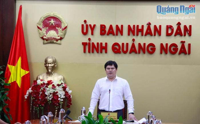 Phó Chủ tịch UBND tỉnh Trần Phước Hiền kết luận tại cuộc họp.