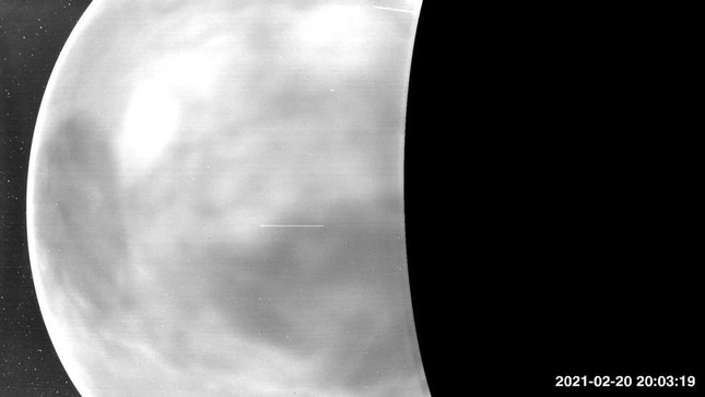 NASA lần đầu tiên chụp được bức ảnh rõ nét về bề mặt Sao Kim