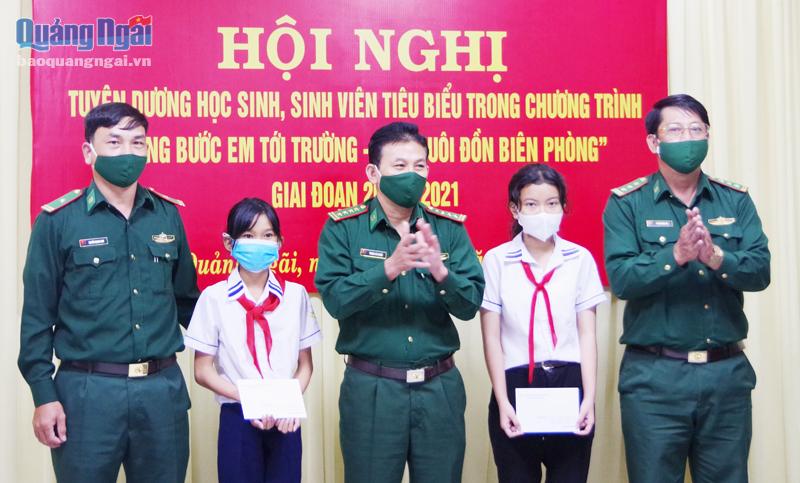 Bộ Tư lệnh Bộ đội Biên phòng: Tuyên dương học sinh, sinh viên tiêu biểu