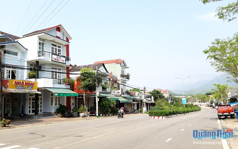 Một góc thị trấn Trà Xuân (Trà Bồng). 