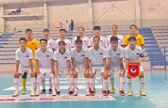 Tuyển nữ futsal Việt Nam thắng chủ nhà Bahrain. 
