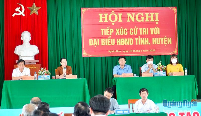 Bí thư Tỉnh ủy Bùi Thị Quỳnh Vân tiếp xúc cử tri tại xã Nghĩa Hòa