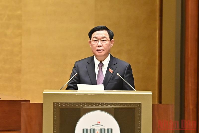  Chủ tịch Quốc hội Vương Đình Huệ phát biểu bế mạc Kỳ họp thứ ba, Quốc hội khóa XV. (Ảnh: NGUYÊN KHOA)