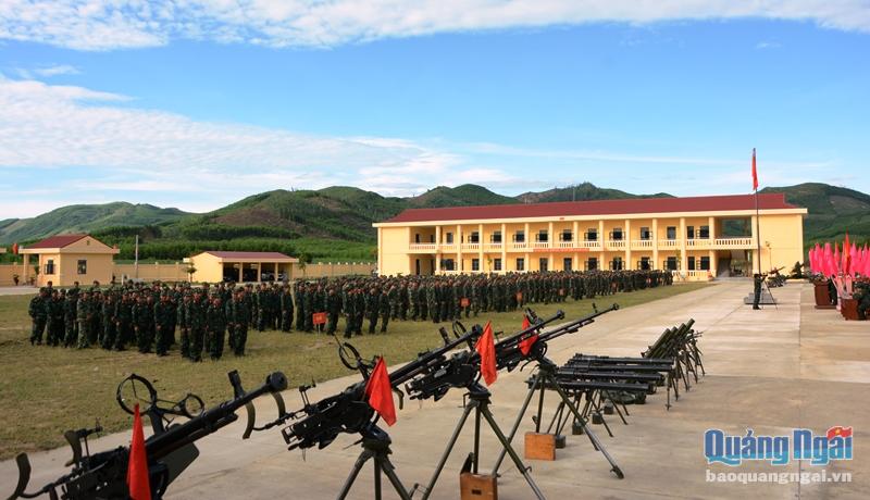 Bộ CHQS tỉnh khai mạc huấn luyện diễn tập bắn đạn thật