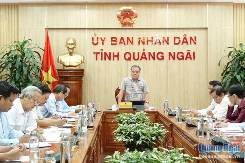 Phó Chủ tịch Thường trực UBND tỉnh Trần Hoàng Tuấn làm việc với Sở Tư pháp và Hội Luật gia tỉnh