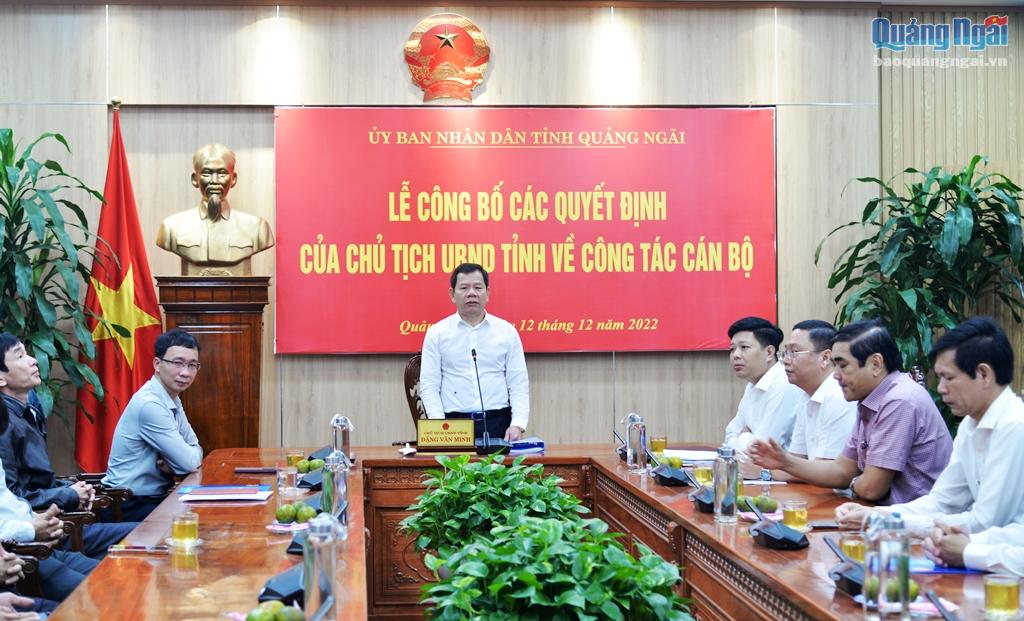 Chủ tịch UBND tỉnh Đặng Văn Minh phát biểu tại buổi lễ.