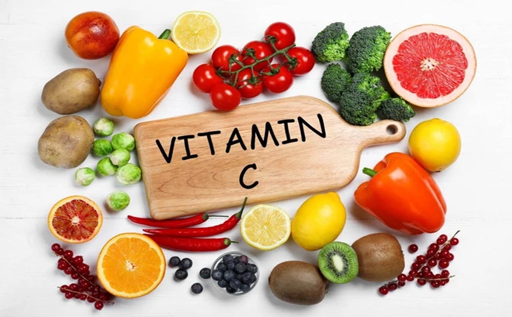 Bổ sung thực phẩm giàu vitamin C giúp tăng cường miễn dịch.