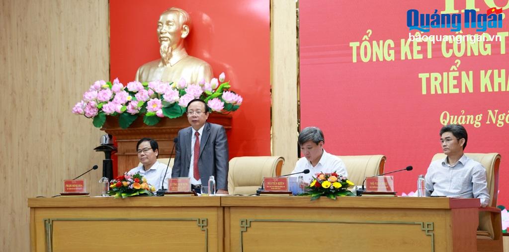 Các đồng chí lãnh dao Ban Nội chính Tỉnh ủy chủ trì hội nghị.