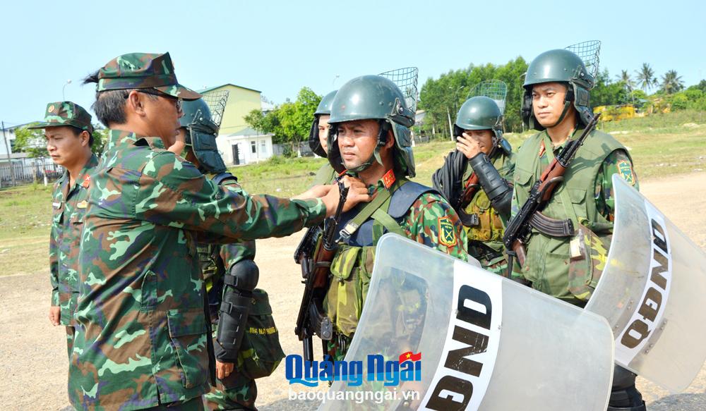 Lực lượng vũ trang tỉnh sẵn sàng các phương án chiến đấu