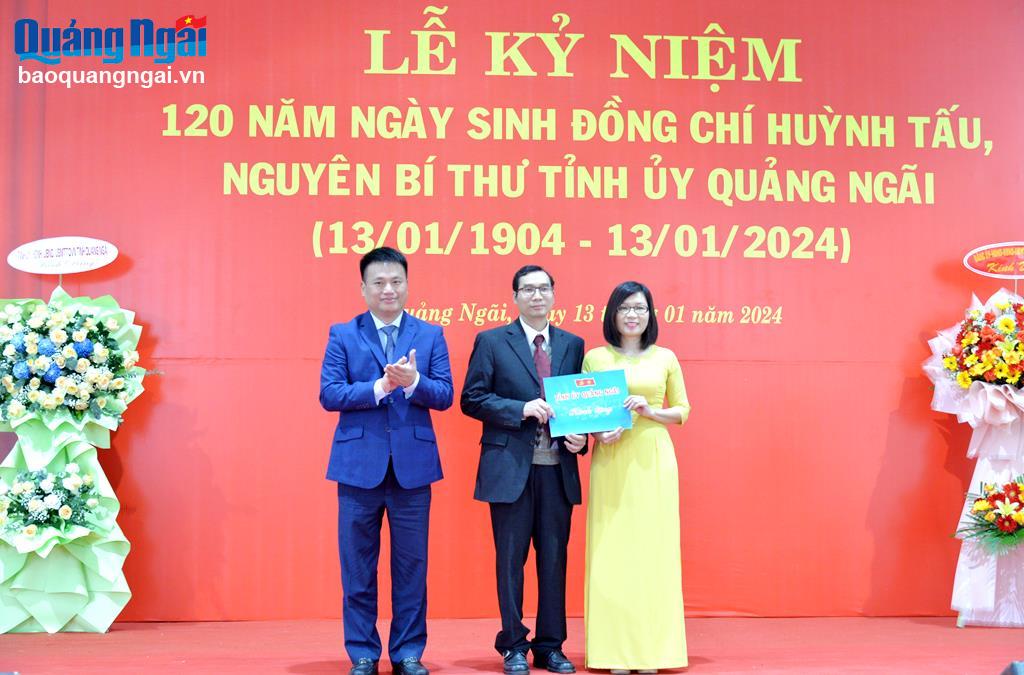 Kỷ niệm 120 năm Ngày sinh đồng chí Huỳnh Tấu