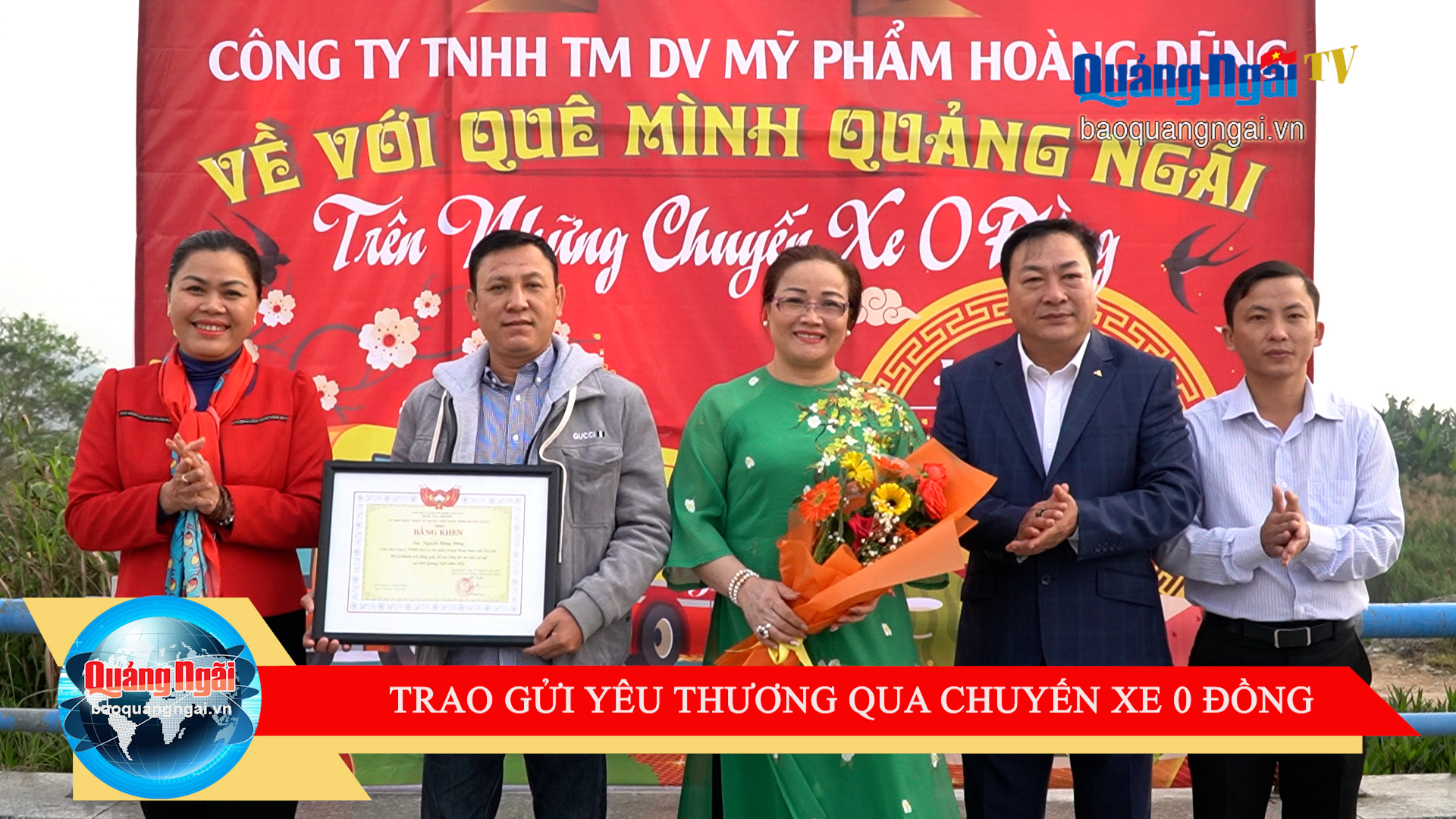 [Video]. Trao gửi yêu thương qua chuyến xe 0 đồng