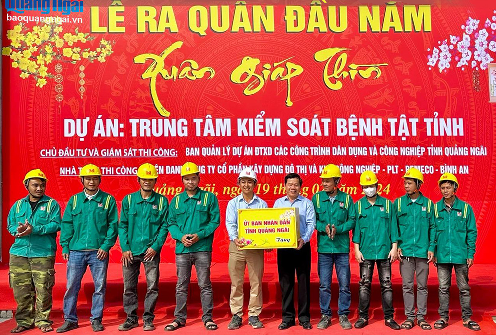 Chủ tịch UBND tỉnh Đặng Văn Minh kiểm tra tiến độ xây dựng hai công trình có tổng vốn đầu tư 450 tỷ đồng