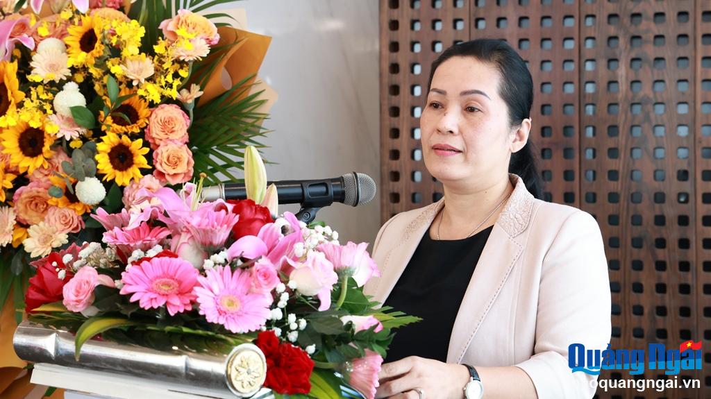 Phó Bí thư Tỉnh ủy Đinh Thị Hồng Minh phát biểu tại buổi lễ.