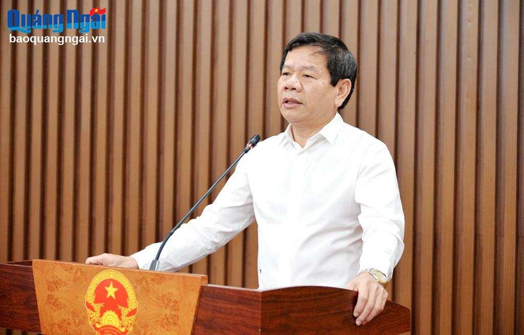 Chủ tịch UBND tỉnh Đặng Văn Minh phát biểu kết luận buổi làm việc.