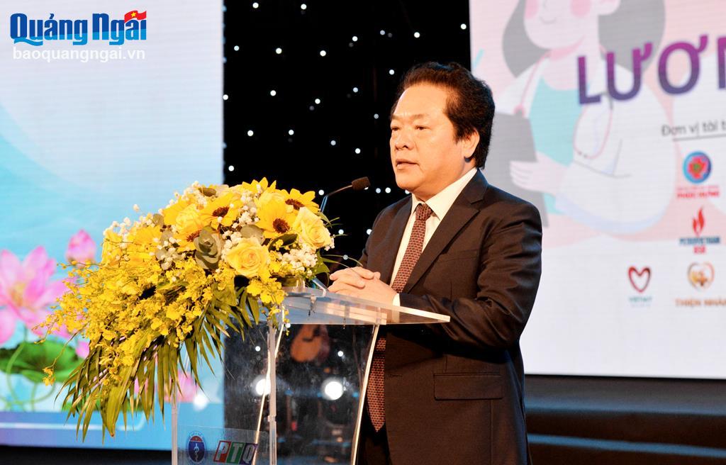 Phó Chủ tịch UBND tỉnh Võ Phiên phát biểu tại chương trình.