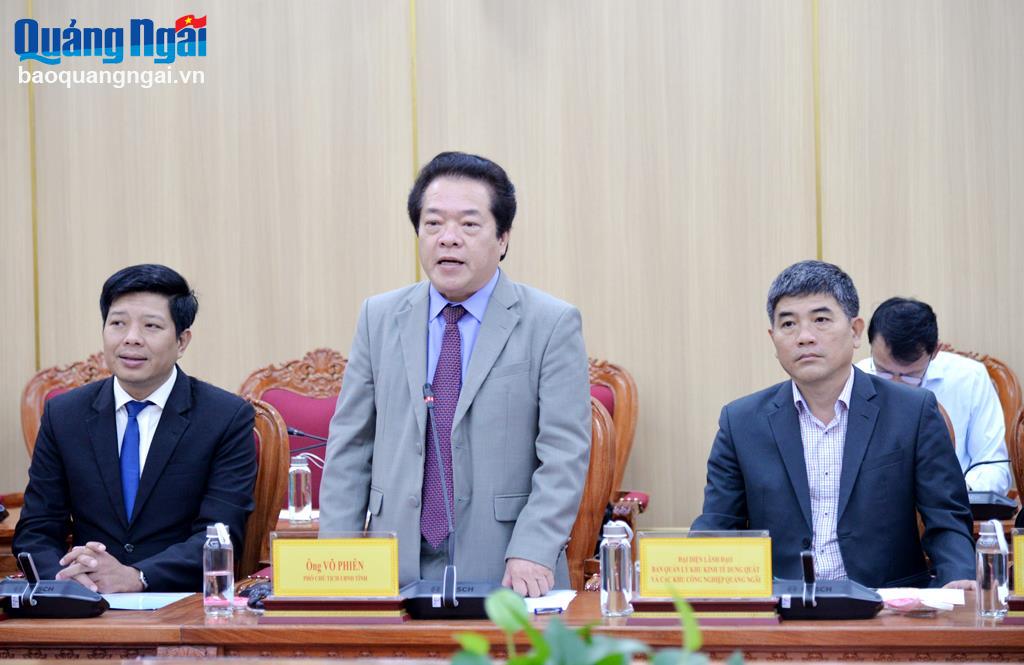 Phó Chủ tịch UBND tỉnh Võ Phiên phát biểu tại buổi tiếp và làm việc với Đoàn công tác Ngân hàng tỉnh Oita (Nhật Bản).