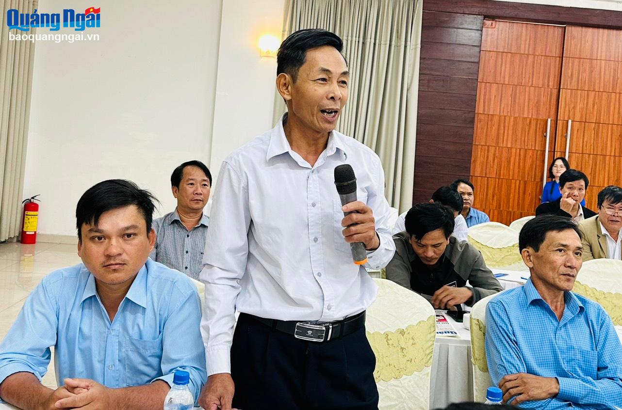 Ông Phạm Quang Một, xã Nghĩa Kỳ (Tư Nghĩa) nêu ý kiến tại hội thảo.