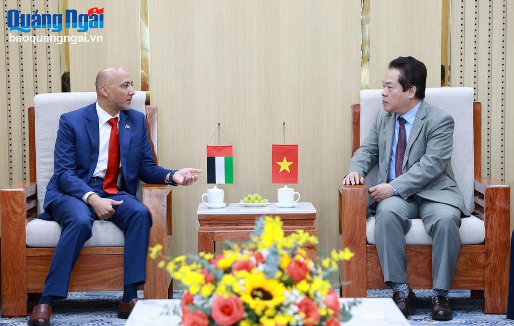Phó Chủ tịch UBND tỉnh Võ Phiên tiếp Đại sứ đặc mệnh toàn quyền UAE tại Việt Nam