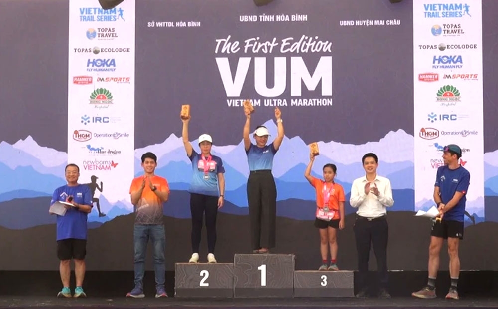 4 vận động viên Việt Nam vô địch "Giải siêu Marathon Việt Nam 2024"