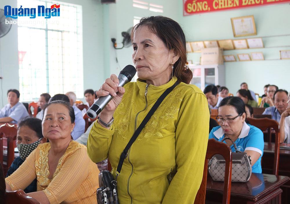 Người dân phường Phổ Minh tham gia ý kiến tại buối đối thoại