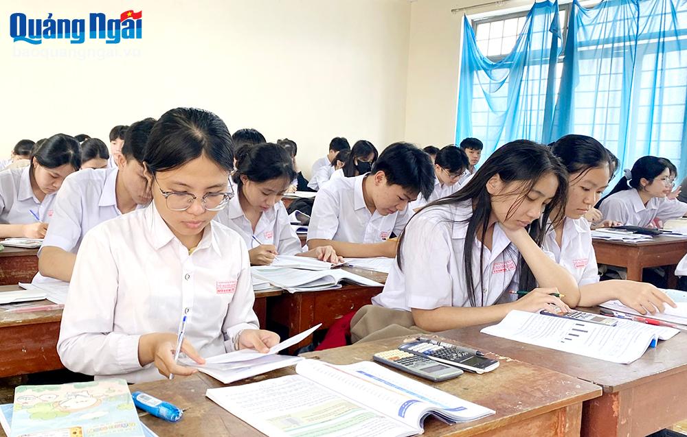 Chi tiền bồi dưỡng dạy thêm, học thêm đúng quy định 