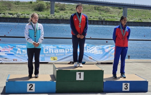 Diệp Thị Hương giành huy chương vàng Giải canoeing châu Á