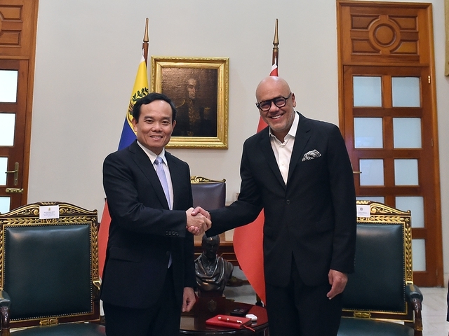 Phó Thủ tướng Trần Lưu Quang hội kiến Chủ tịch Quốc hội Venezuela Jorge Rodriguez - Ảnh: VGP/Hải Minh