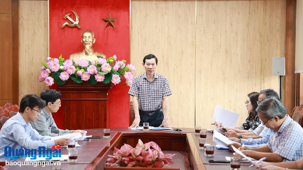 Trưởng ban Dân vận Tỉnh ủy, Chủ tịch Ủy ban MTTQ Việt Nam tỉnh Võ Thanh An phát biểu tại cuộc họp.