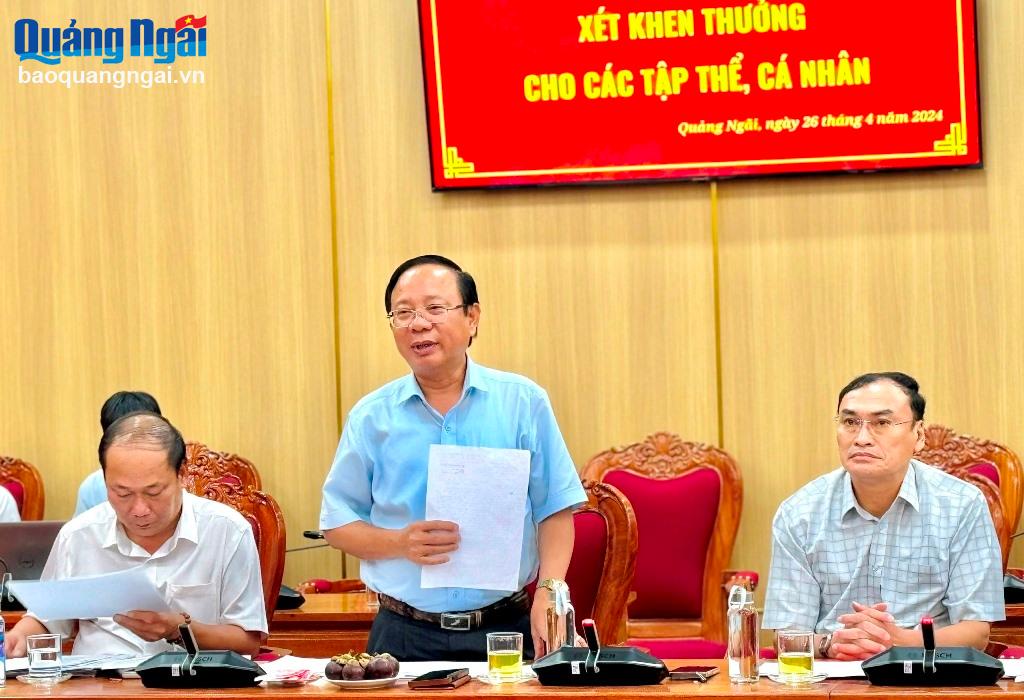 Trưởng ban Nội chính Tỉnh ủy Lương Kim Sơn phát biểu tại cuộc họp.