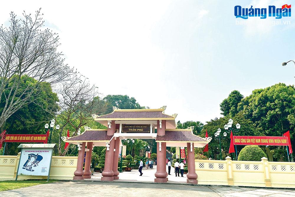 Khu mộ cố Tổng Bí thư Trần Phú, ở xã Tùng Ảnh, huyện Đức Thọ (Hà Tĩnh). 