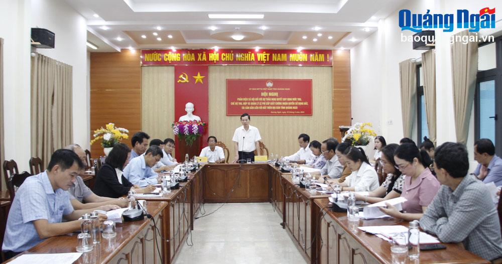 Trưởng ban Dân vận Tỉnh ủy, Chủ tịch Ủy ban MTTQ Việt Nam tỉnh Võ Thanh An phát biểu tại hội nghị.