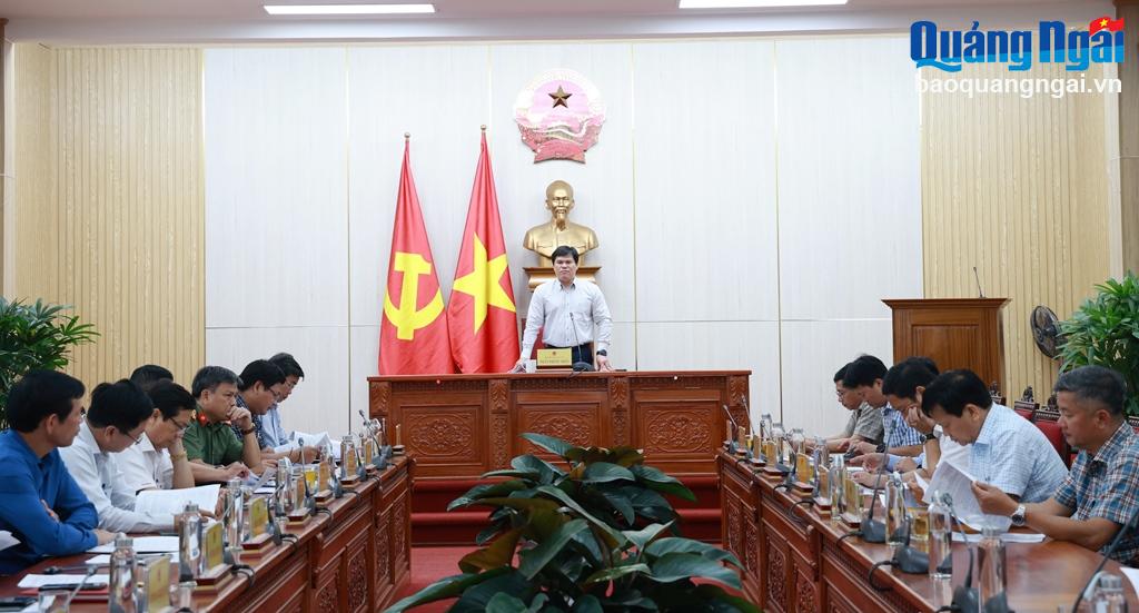 Phó Chủ tịch UBND tỉnh Trần Phước Hiền kết luận cuộc họp.