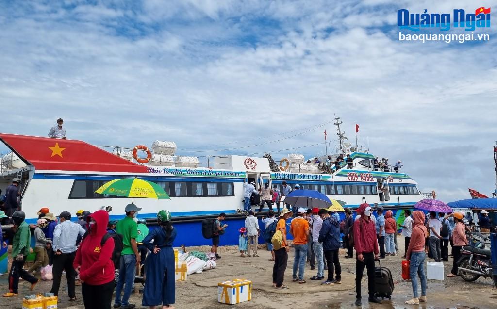 Ban Quản lý cảng và Cảng vụ đường thủy nội địa tỉnh đã có kế hoạch tăng chuyến tàu phục vụ tuyến Sa Kỳ - Lý Sơn và ngược lại.