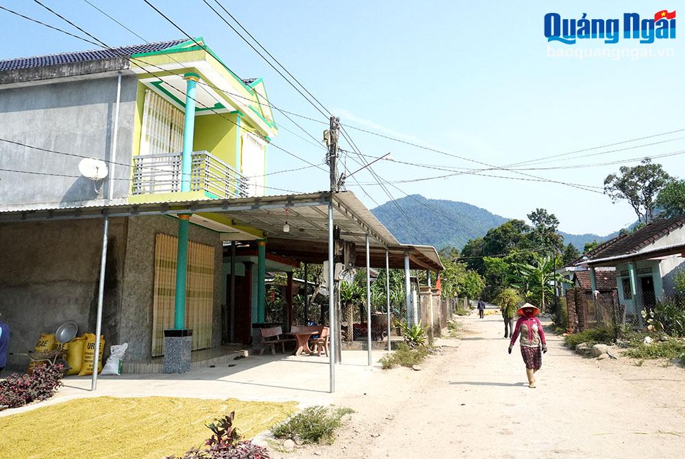 Khu dân cư thôn 1, xã Trà Thủy (Trà Bồng).
