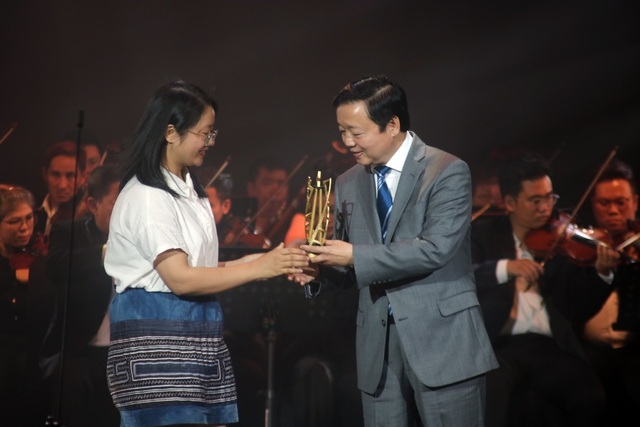 'Những đứa trẻ trong sương' đạt giải phim châu Á hay nhất