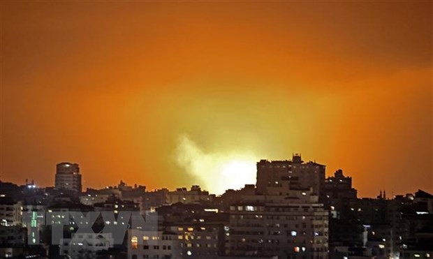 Israel không kích Dải Gaza khiến 12 người thiệt mạng