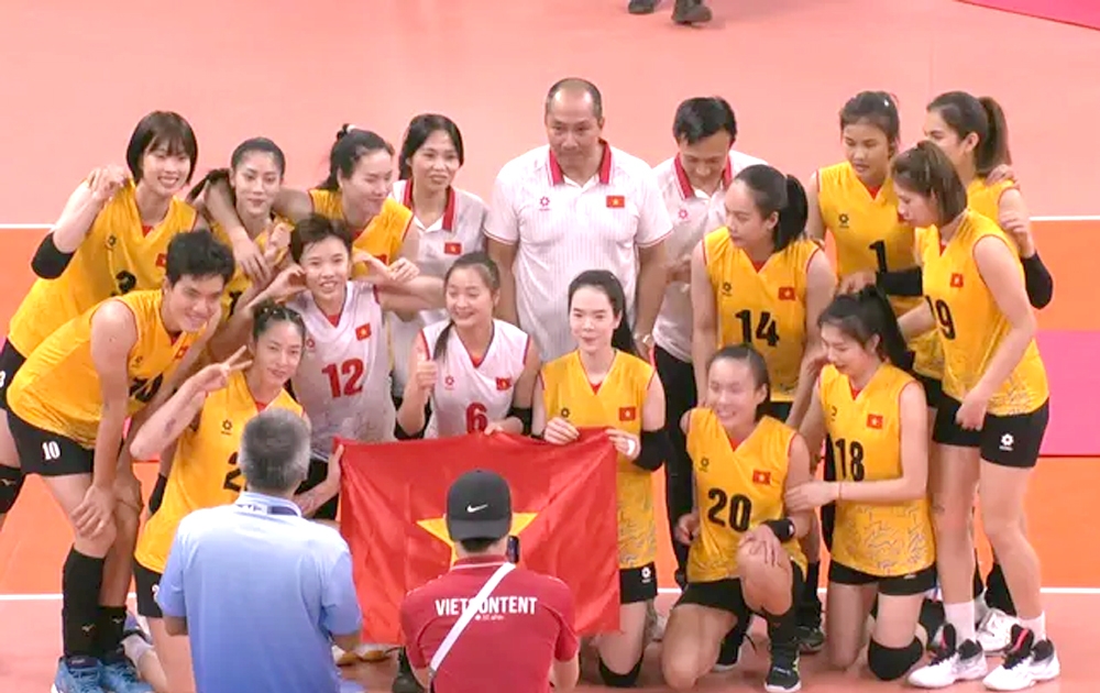 Thắng Kazakhstan, bóng chuyền nữ Việt Nam bảo vệ thành công chức vô địch AVC Challenge Cup