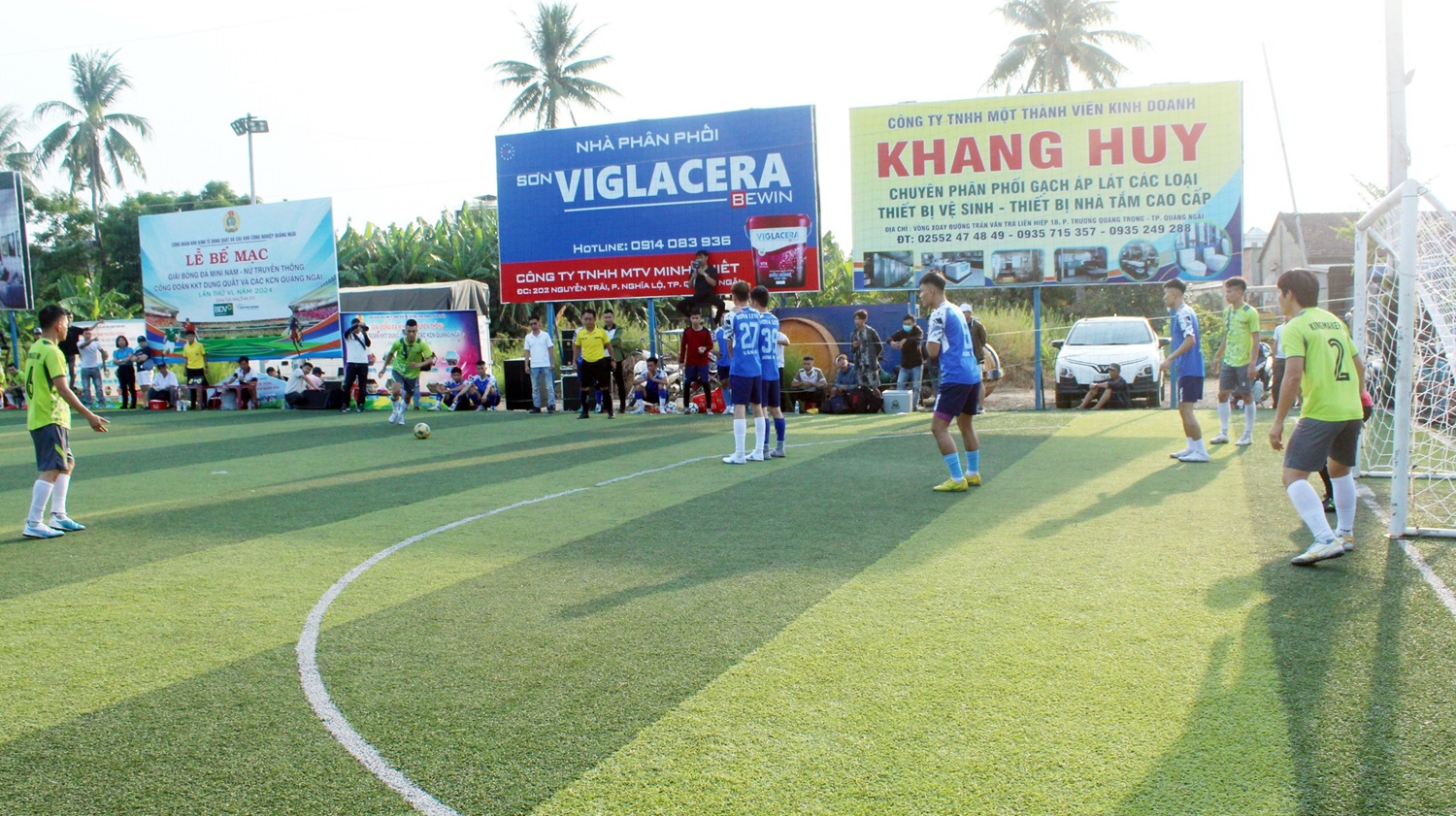 Giải bóng đá mini Công đoàn KKT Dung Quất và các KCN tỉnh