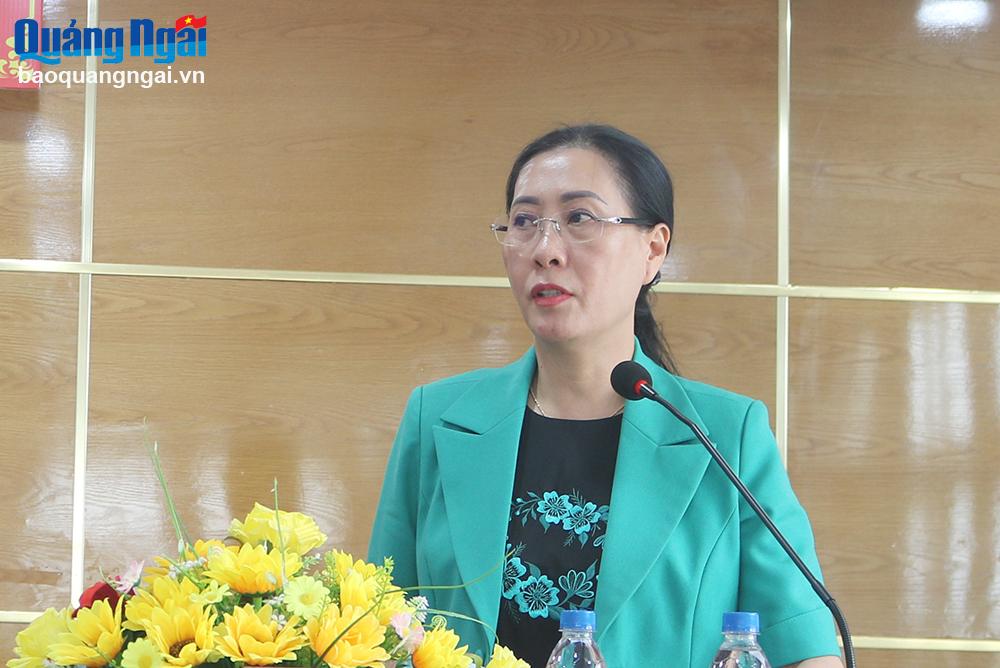Bí thư Tỉnh ủy Bùi Thị Quỳnh Vân định hướng, chỉ đạo, tháo gỡ và giải quyết những vấn đề mà cử tri đặt ra.