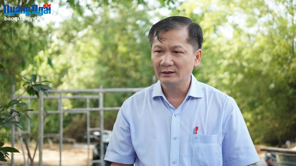 Tổng Biên tập Báo Quảng Ngãi Nguyễn Phú Đức phát biểu tại lễ khởi công xây dựng nhà ở.