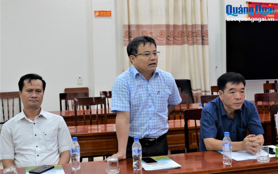 Đại diện lãnh đạo TP.Quảng Ngãi phát biểu ý kiến tại cuộc họp.