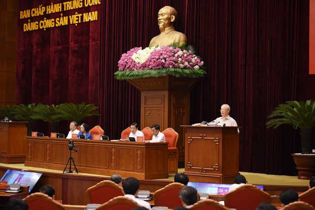 Tổng Bí thư: Không còn 'nhẹ trên, nặng dưới', 'hạ cánh an toàn’, 'trên nóng, dưới lạnh', giờ đây 'trên nóng' dưới cũng ngày càng nóng lên