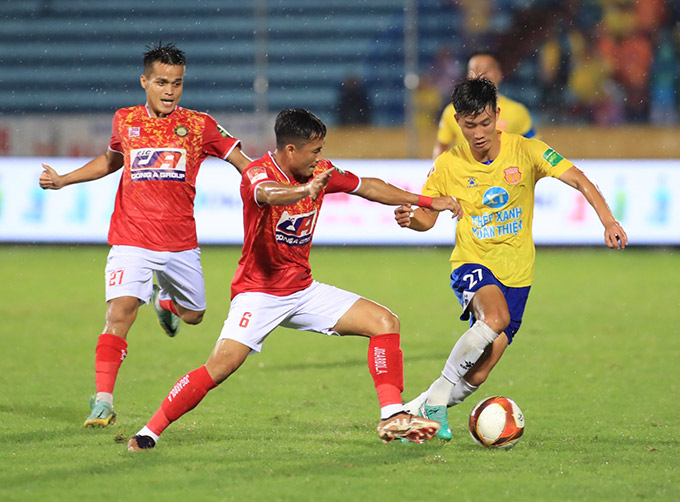 Chung cuộc, CLB Nam Định và Thanh Hóa hòa nhau 0-0.