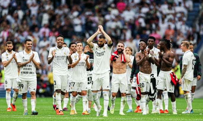  Real Madrid đoạt ngôi á quân La Liga, Benzema tỏa sáng ngày chia tay