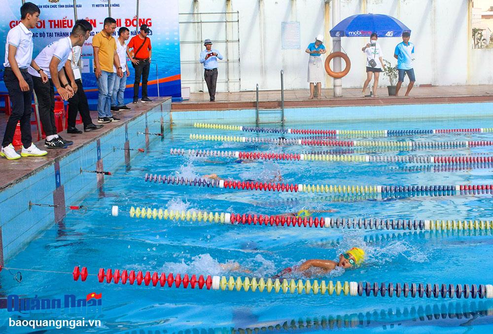 Sôi nổi Giải bơi Thiếu niên - Nhi đồng các câu lạc bộ năm 2023