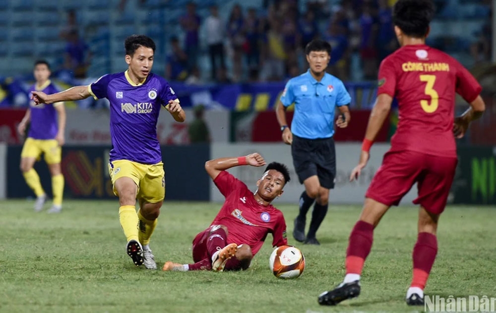 Thua 2-5 Hà Nội FC, câu lạc bộ Khánh Hòa chính thức xuống hạng